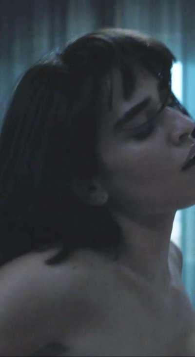 Simona Tabasco in The White Lotus (2022)