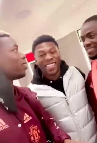 Pogba and Bailly saying goodbye to TFM.