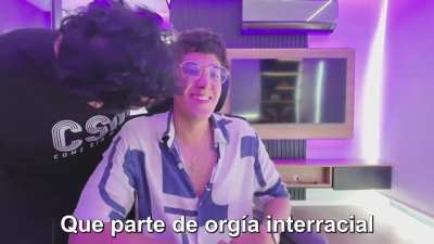 El clip me recordó al meme xD
