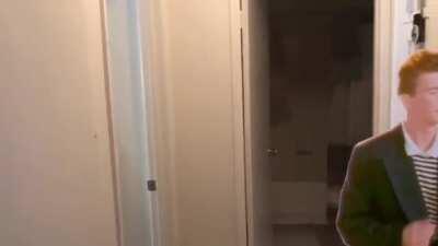 Even Rick Astley thinks simps are bad