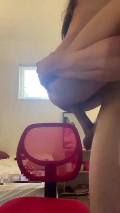 just a lil video of me learning how to ride 😊