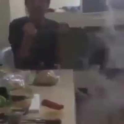 KARI BUL BANA METEE!!!!...