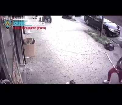 Video of Milly ( Kay flock homie & 700DOA,REYWAY,RGC) Member getting beat and slashed in the store by his Opps.