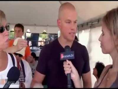 Matt Damon stands up for teachers.