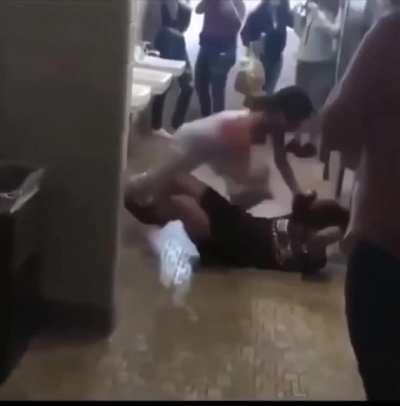 She Got Style - She Got Hands - Beatdown