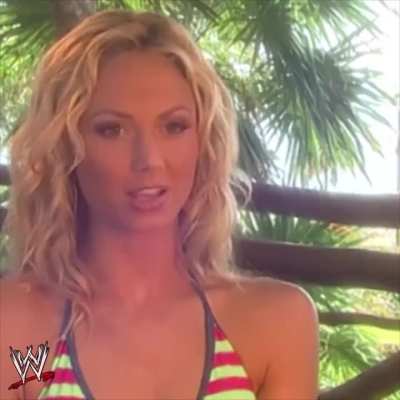 Stacy Lets photographers touch (very nsfw)