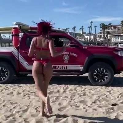 Beach Body Edwina 🍑