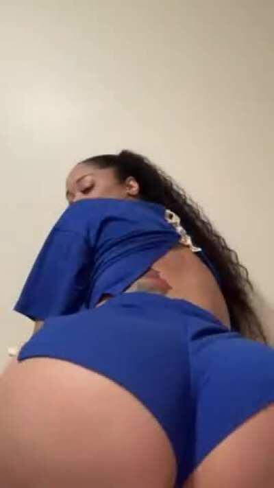 Kr!sti@na More of her Content 🔗 in the Comments👇