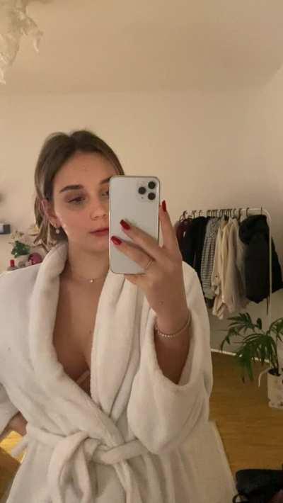 How fast are you coming over after i send you this?