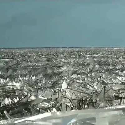 🔥 Waves of ice shards