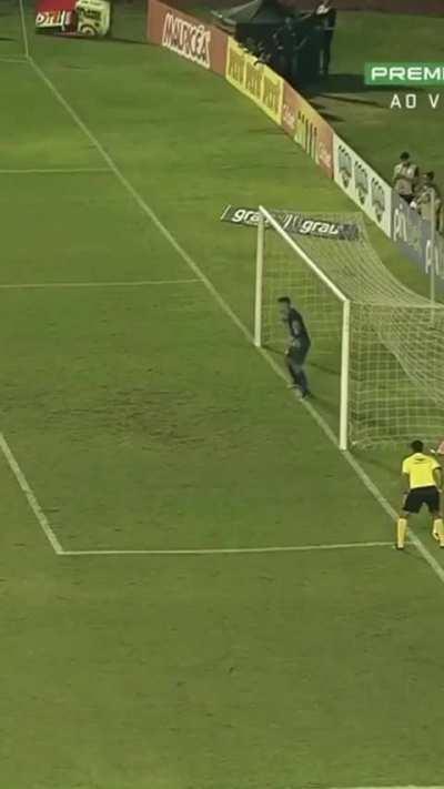 Olha ai o novo zagueiro do São Paulo gente KKKKKKKKKK