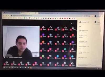 Falaram pra ele q ligava a câmera de todo mundo...