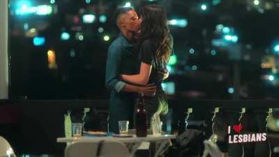 Manoela Aliperti & Tamirys O'Hanna (As Five - s02e04 - Scene #1)