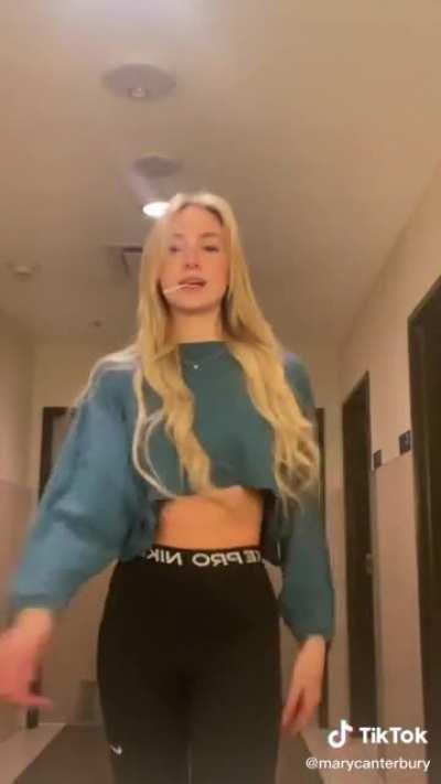 marycanterburyNSFW - Video #4084