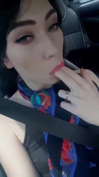 Aria Alexander rubs her pussy in the car