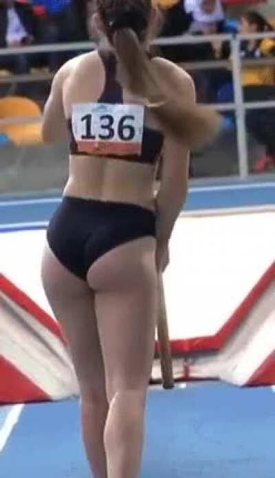 Spanish Pole Vault Angel 5