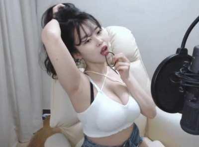 Sorammmm is so seductive