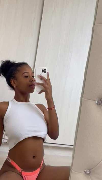 I need a man who LOVES eating pussy