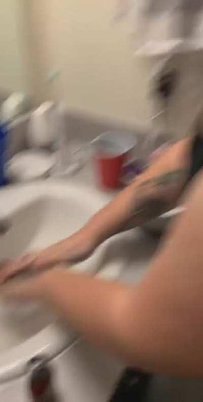 “It’s not washing off!”