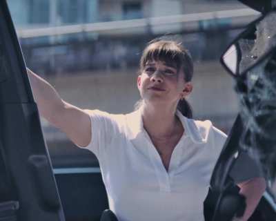 Birthday Booty: Anna Chlumsky in Smoke [S1E9-2025]