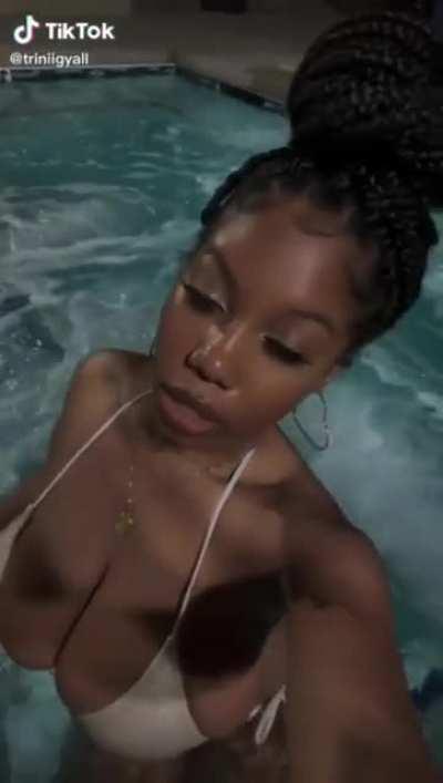 Daily Dose Of ThotzZ #34