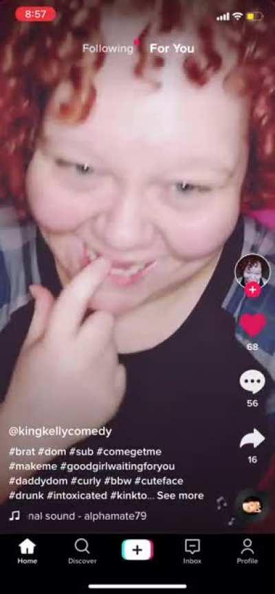 I bet she got the fire down below (dumbass gingers were only made for licking my butthole) 💯💯💯