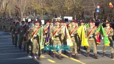 Am pus Postal 2 Stars and Stripes peste Parada Militara