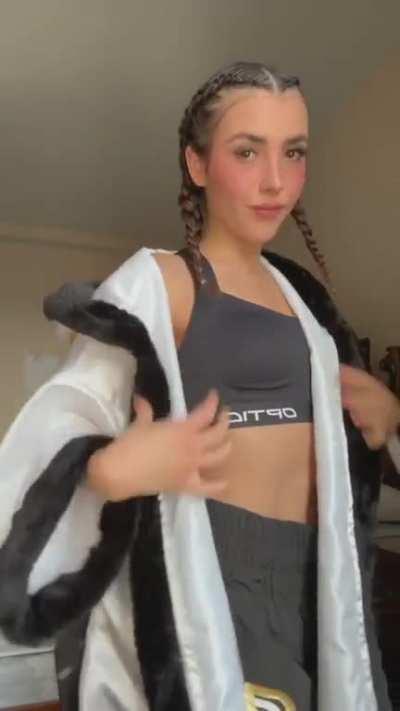 Andrea's looking good 🥊