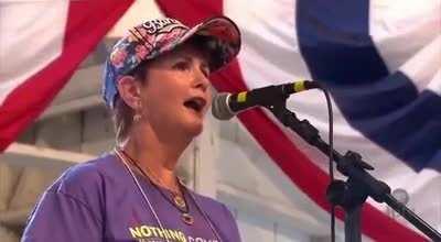 Iowa husband calling competition