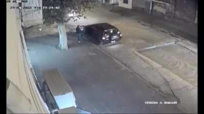 Calle cortada? Vo dejame a mi pibe