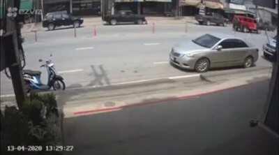 If dude would have just kept his door shut