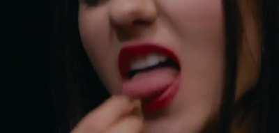 Licking Seductively [Naomi & Ely's No Kiss List]