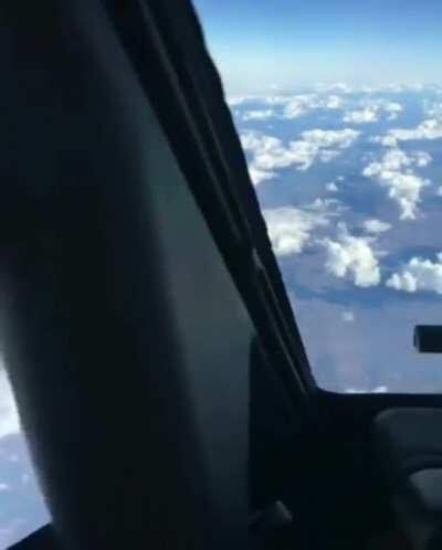 Plane goes weeeeeeeeeeeeee