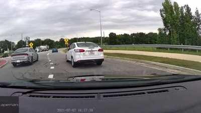 Look at me. I enter the roundabout now.