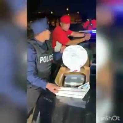 nothing special it`s just secret compartment for actual sauce...