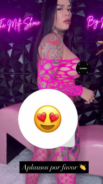 respondan con solo emojis de aplausos❤❤