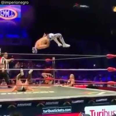 Slo-Mo Lucha is so Beautiful!!