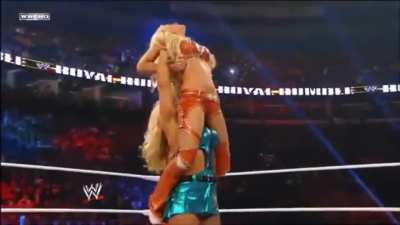Kelly Kelly dominated by Beth Phoenix and the Glam Slam