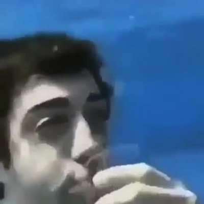 MRW (my reaction when) I find the gender fluid