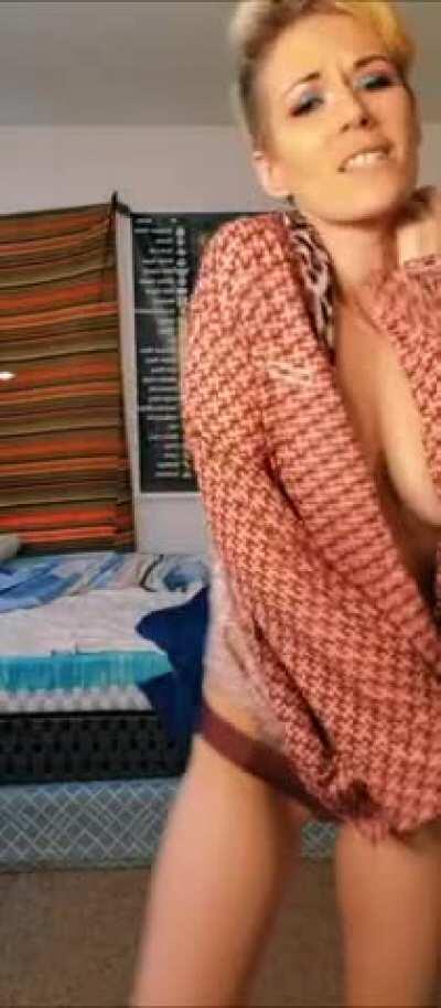 This is why it takes us so long to choose outfits. Dancing in the mirror. [self][F]