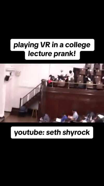 YouTuber disrupts university exam with VR games