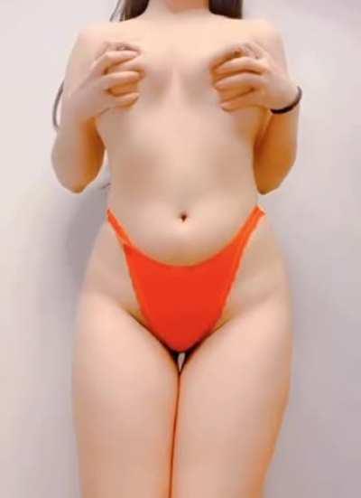 Can my Japanese body turn you on?