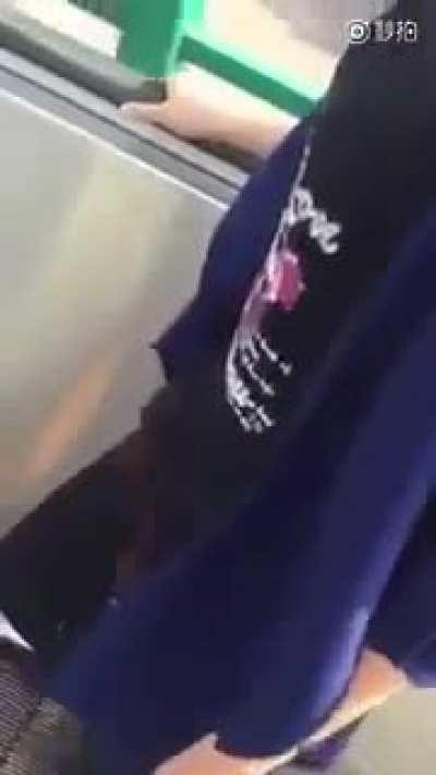 Always mark your pray so other alpha males know not to touch.