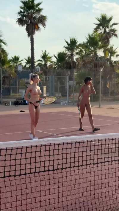 Getting ready to receive some balls lol