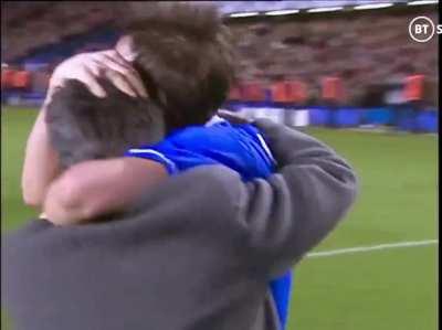 Full-time scenes as Chelsea eliminated Barcelona in the 04/05 Champions League