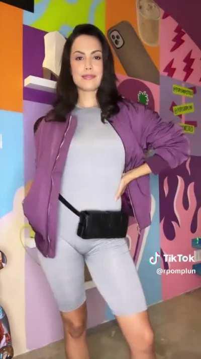 A little fashion ASMR 😝