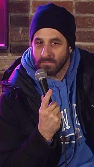 I hate VERBS in English by Rafi Bastos.