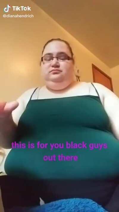 ”I 🥔 black guys”