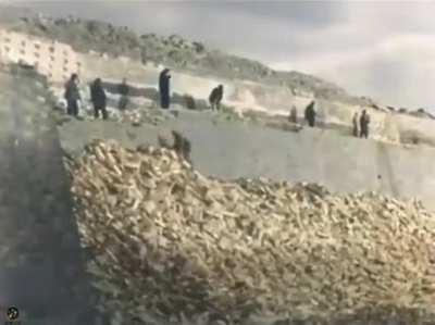 Rare 19-second footage, how the centuries-old city walls of Beijing were pulled down, 1958.