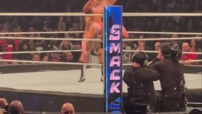 Bianca puts away Tiffany 💪🏽